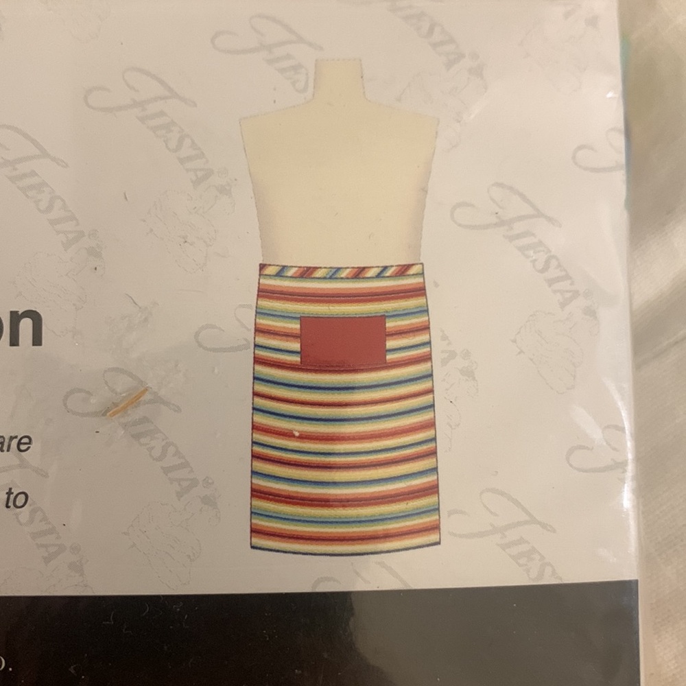 Fiesta Apron - Picture 2 of 4